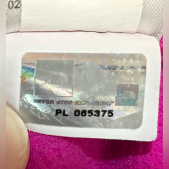 Women’s North Face Hoodie - Picture 8 of 9